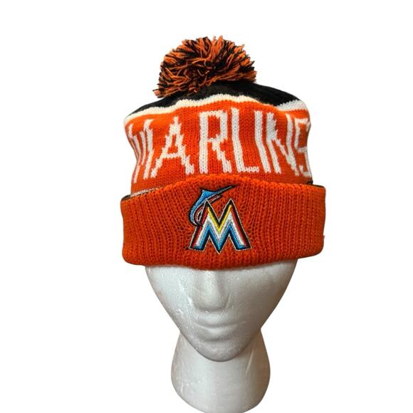 MLB 47 Brand Florida Marlins Logo Knit Winter Hat Beanie Skull Cap Pom Pom - Picture 1 of 6